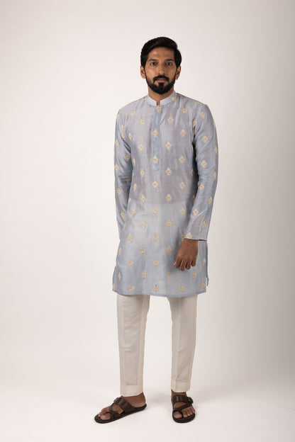 Gatsby Select Motif Embroidered Kurta (blue)